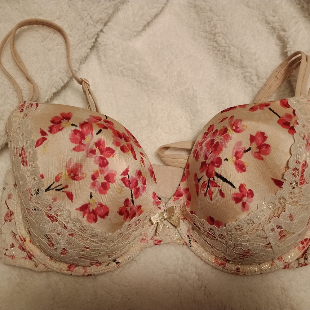 Victoria's Secret Lined Demi Bra